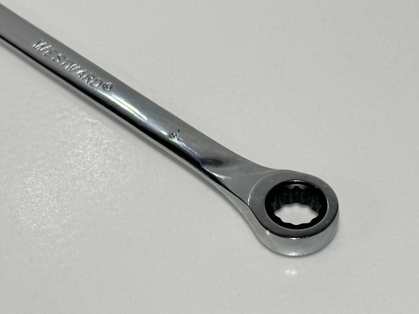 Westward 54PN78 SAE 7/16″ Ratcheting Full Polish Chrome Combination Wrench