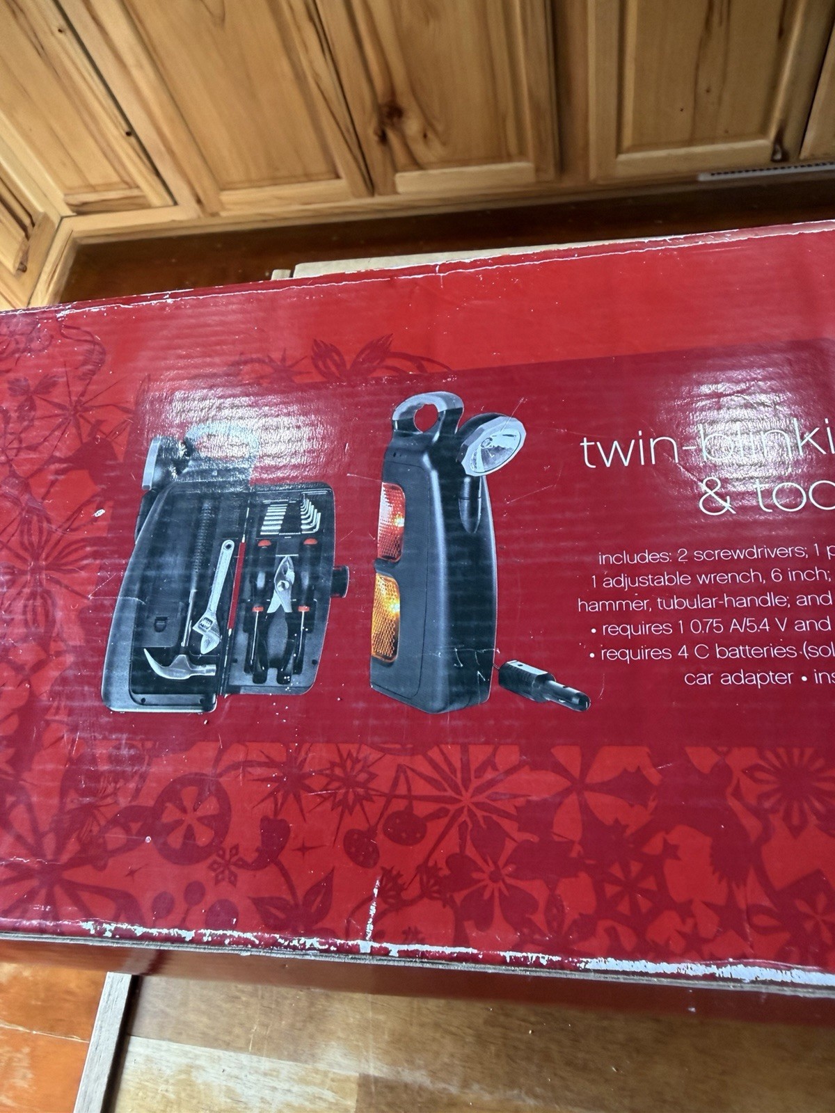 Twin Blinking Light And Tool Kit