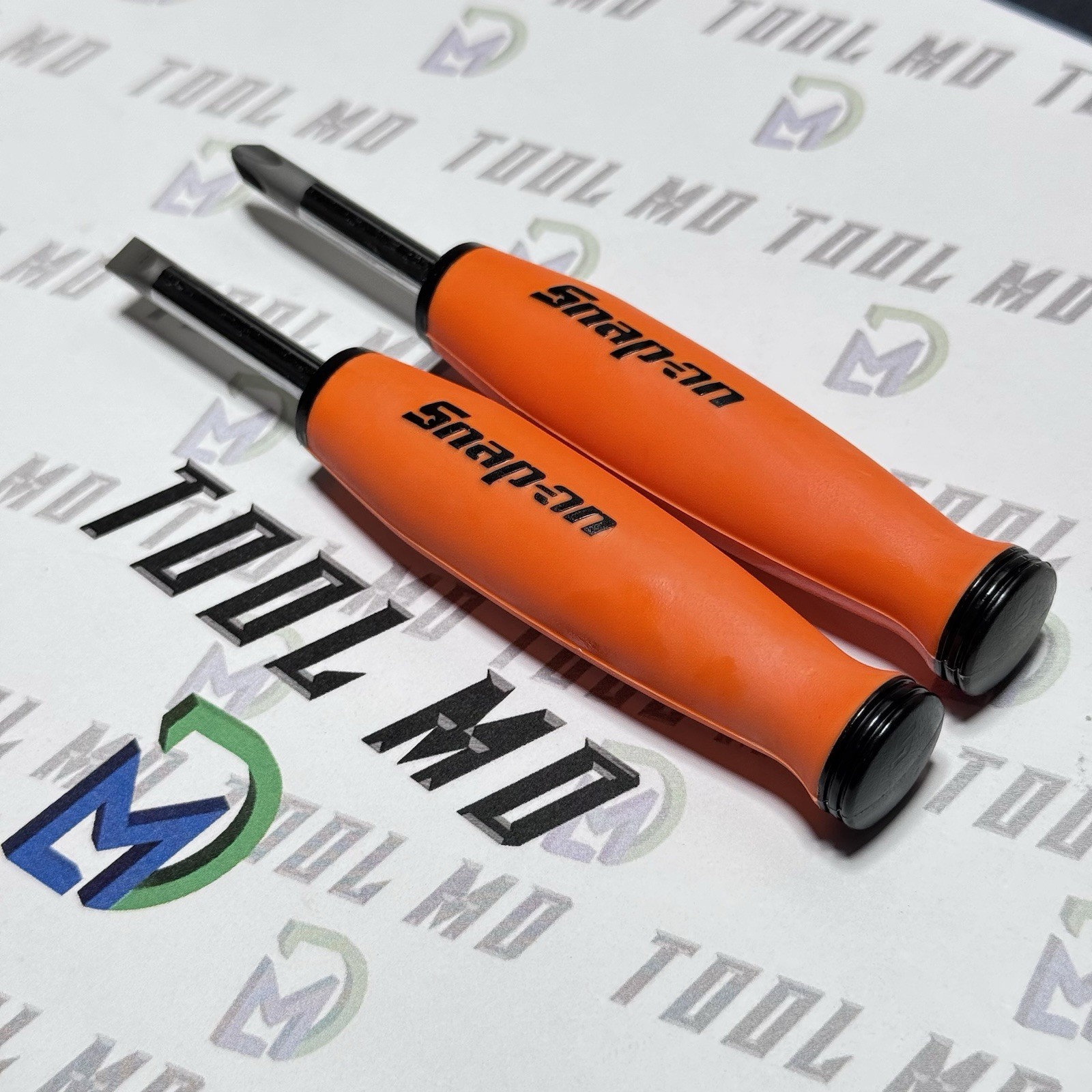 Snap-on Tools NEW CUSTOM REVERSE ORANGE Ratchet Handle Stubby Screwdriver Set