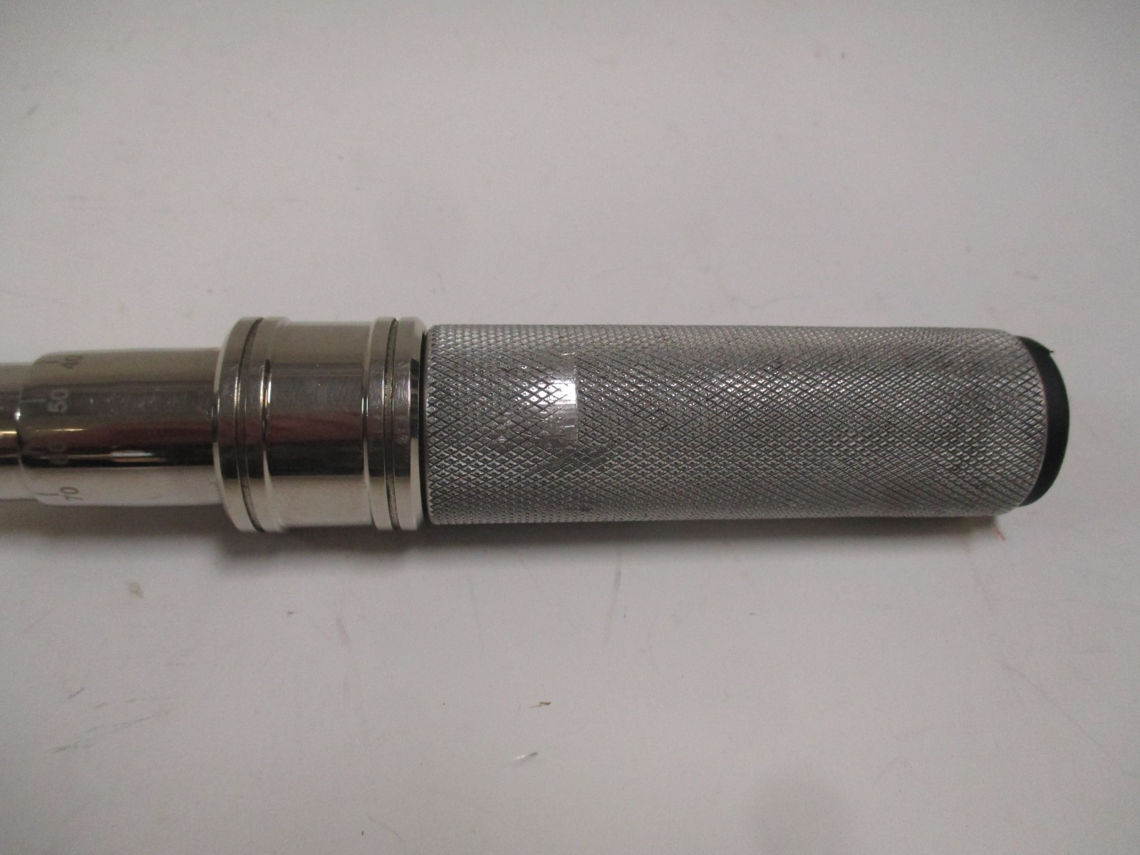 Snap On 1/2″ Drive Click Type Torque Wrench 500-2500 in Lb QD3R2500 Ratchet