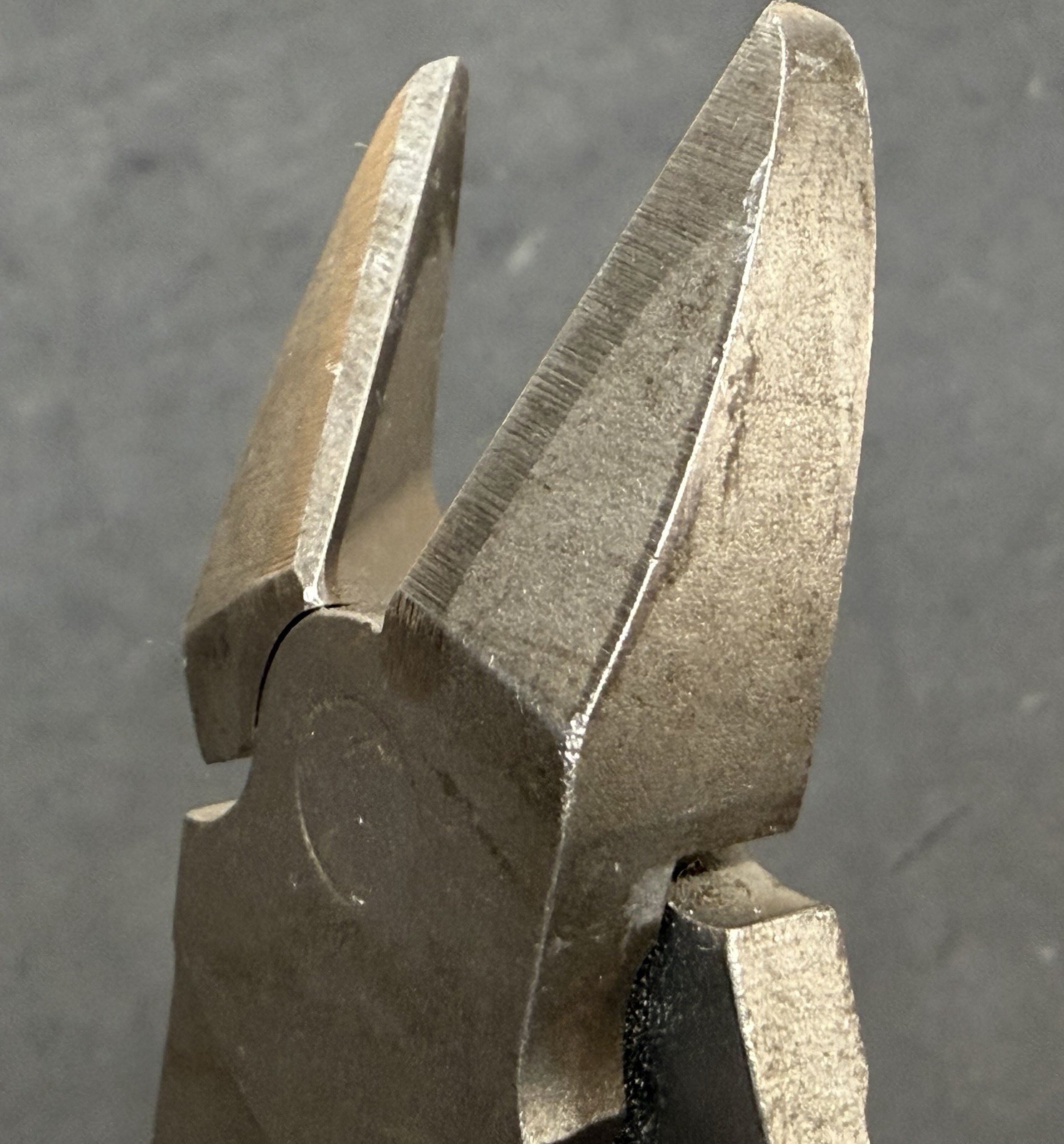 Snap On METALLIC GREY Talon Grip 8” High Leverage Diagonal Side Cutters 388ACF