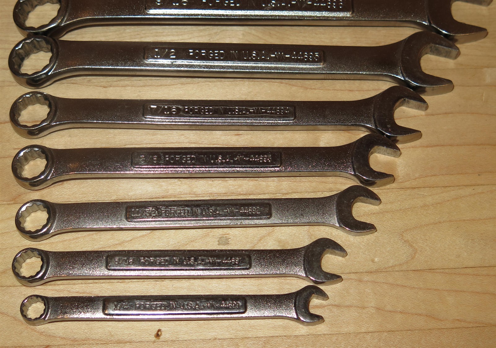 Craftsman SAE 12-Piece 12pt Combination Wrench Set – 1/4″ – 7/8″ – Series VA V^
