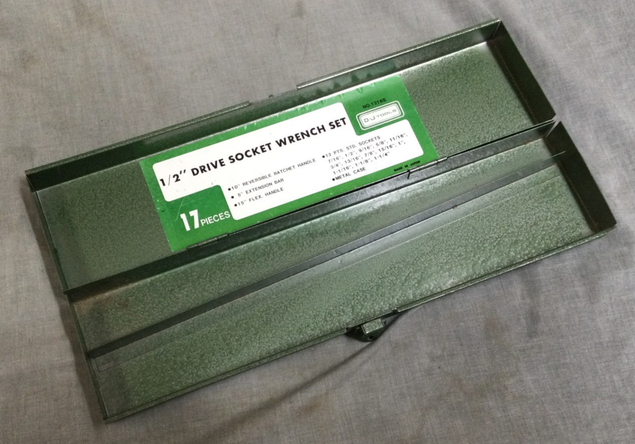1/2″ Drive Socket Set – Ratchet – Extension & Breaker Bar – Metal Case Japan