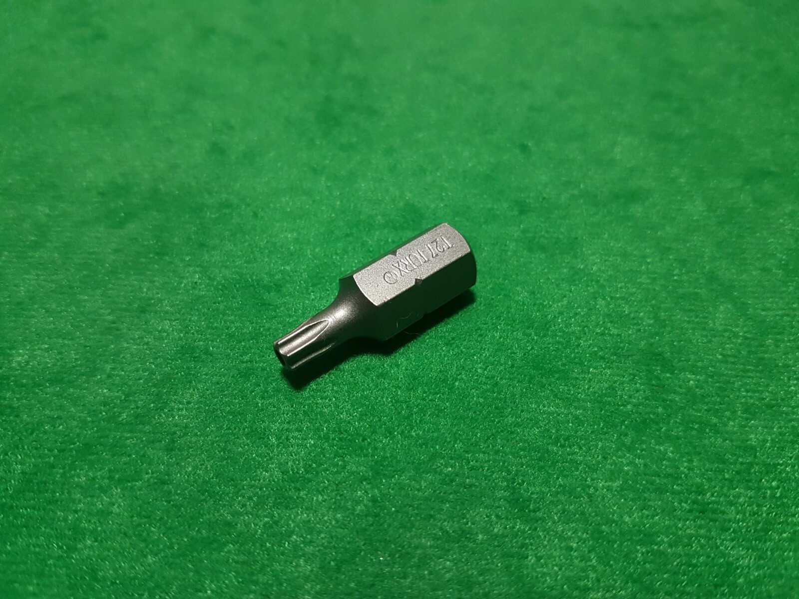 Halfords advanced T27 security torx bit 10mm hex shank 30mm length **FREE POST**