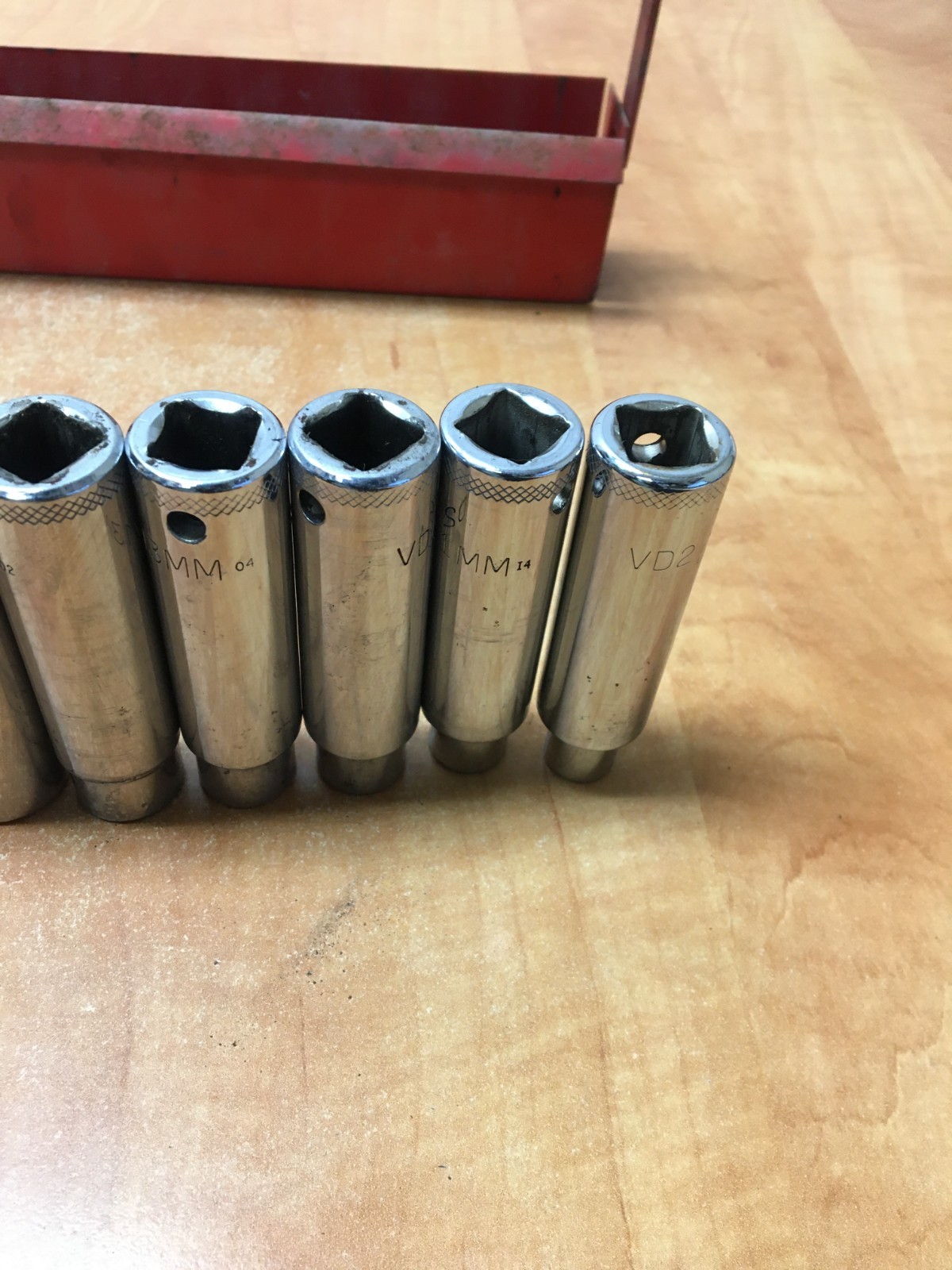 Mac USA VD2 10-Piece 1/2″ Drive Deep Metric Socket Set 10mm to 19mm w/tray