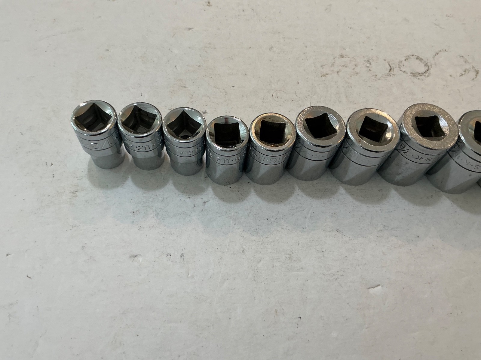 S-K tools 11 pc 1/2″ drive shallow SAE socket set 12 pt 1/2″-1 1/4″ USA made