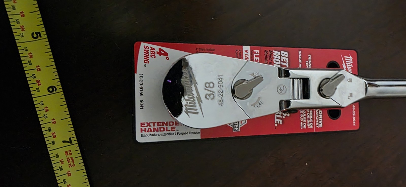 Milwaukee 3/8 Ratchet Locking Flex Head Long Handle 48-22-9041