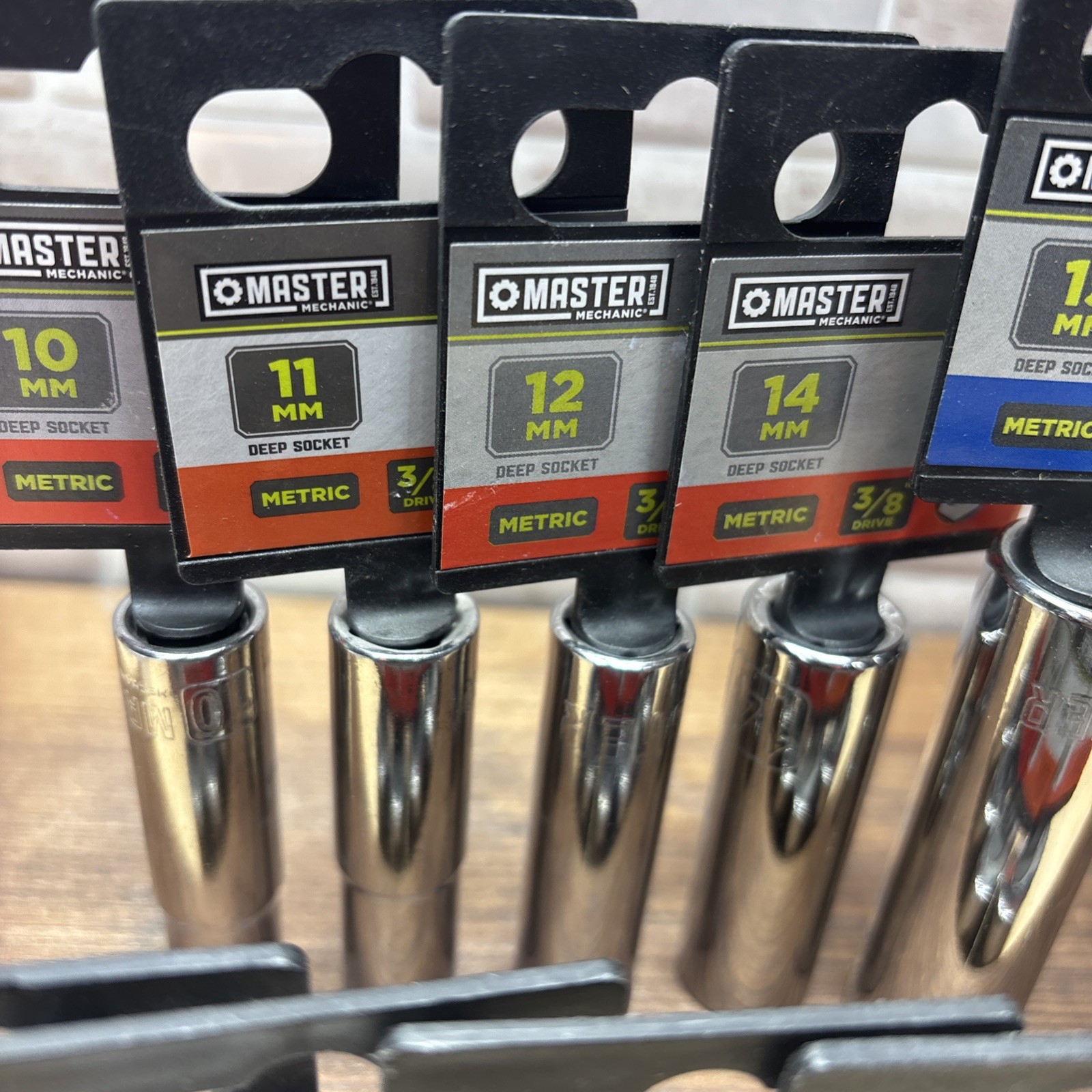 10- Master Mechanic Deep Metric Sockets 10 11 12 14 15 16 17 19 21 22, 3/8 & 1/2