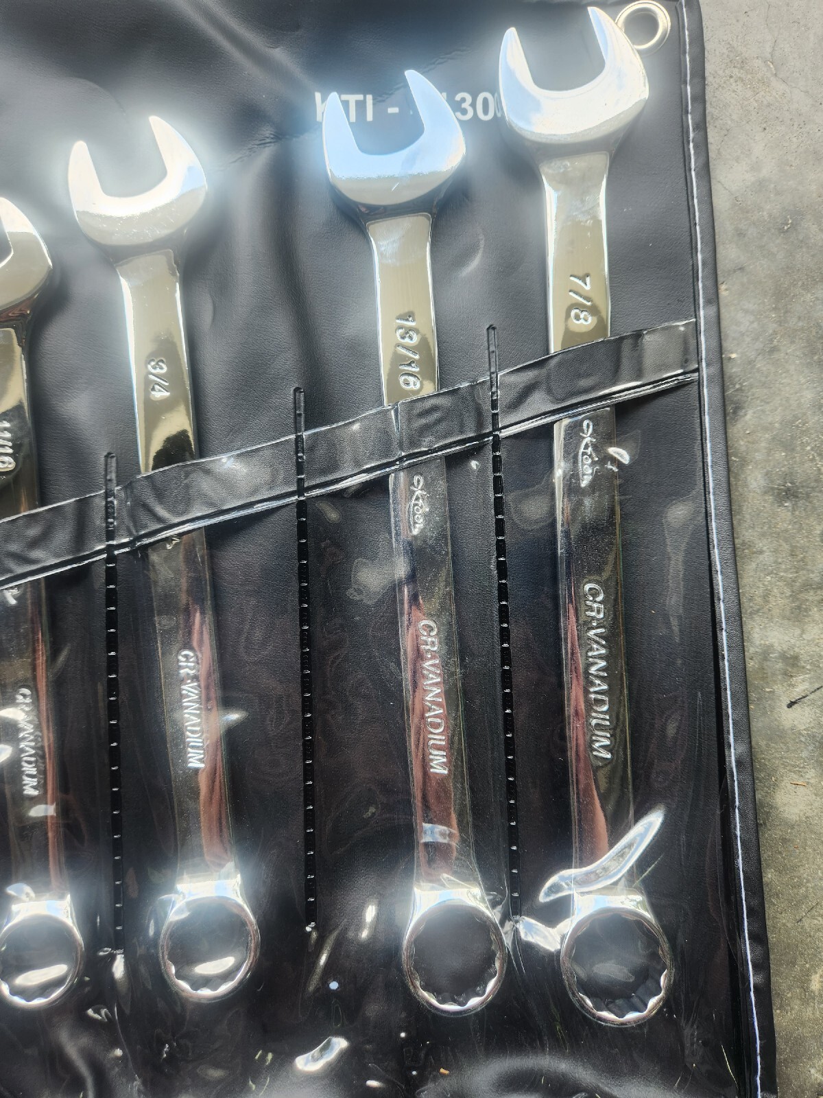 K-Tool (KTI41300) Combination Wrench Set SAE Fractional 3/8″ to 7/8″