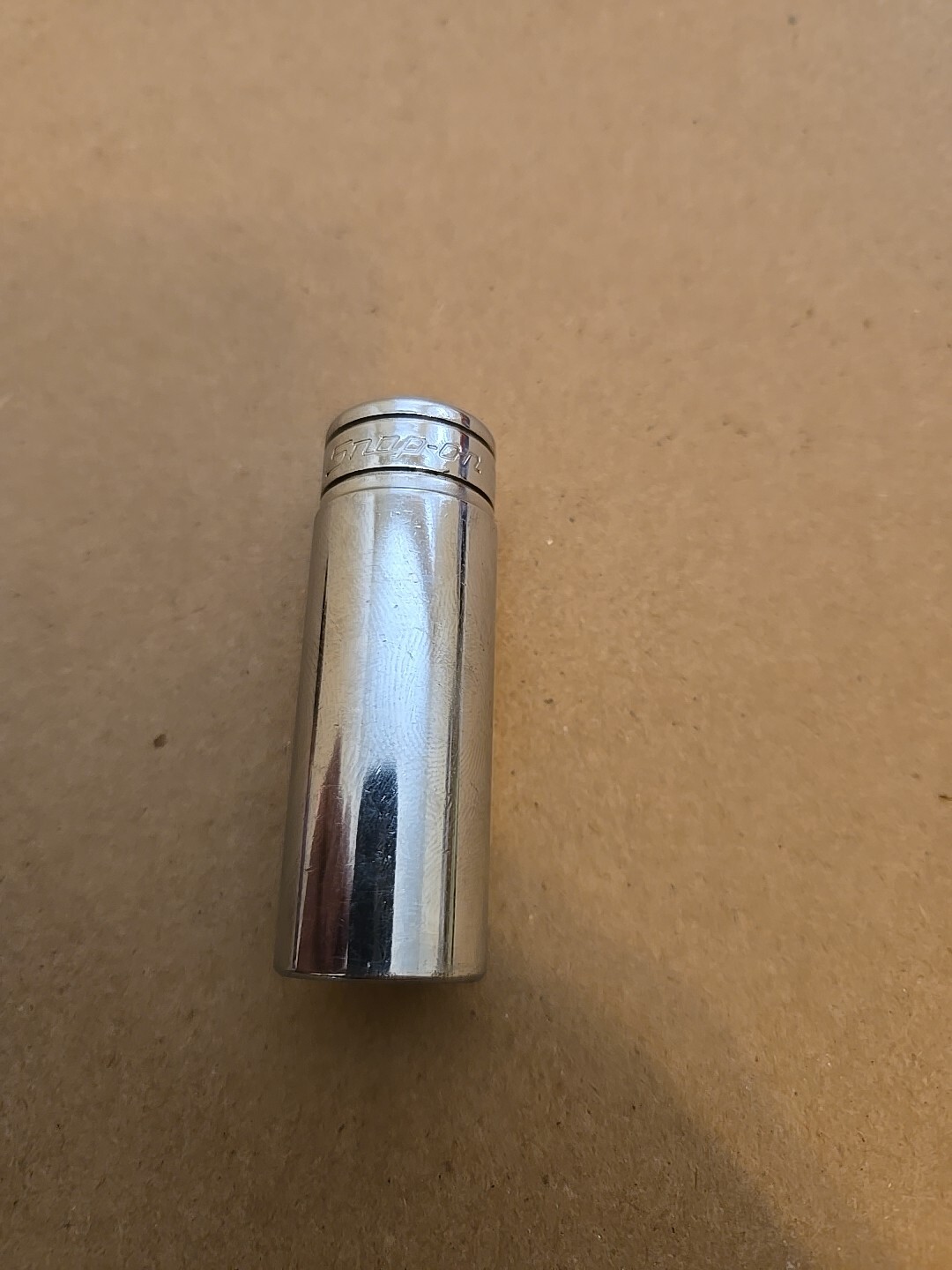Snap On 3/8″ Drive 5/8″ 12PT SAE Deep Chrome Socket SF201