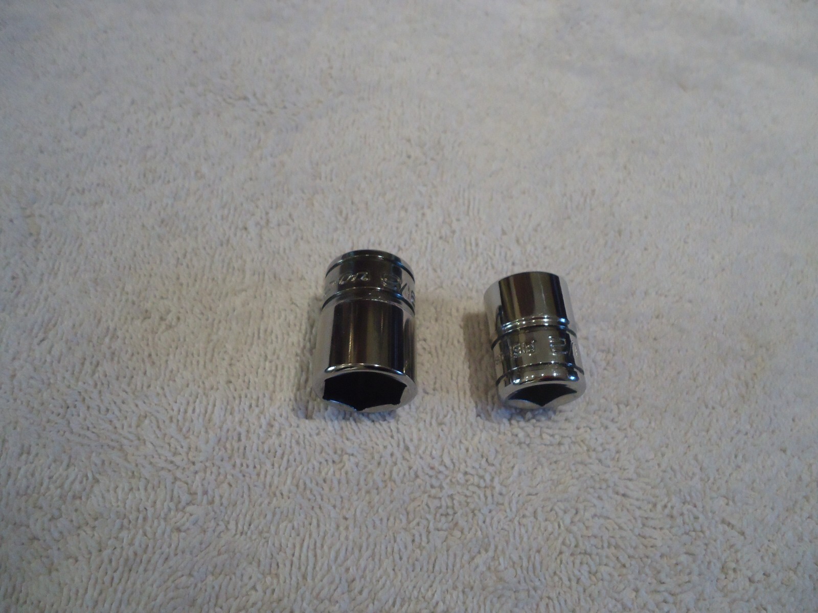 Snap On Tools3/8 DR 1/2 » 12POINT 9/16TH 6 POINT SHALLOW SOCKETS FS181 F161