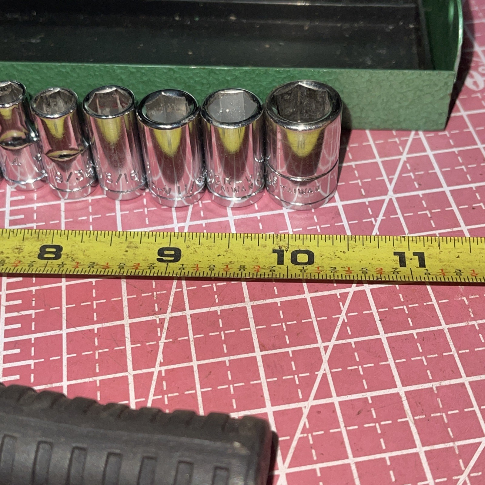 Buffalo 21 Piece 1/4 Drive SAE 6 Point Deep & Standard Socket Set Vintage Case