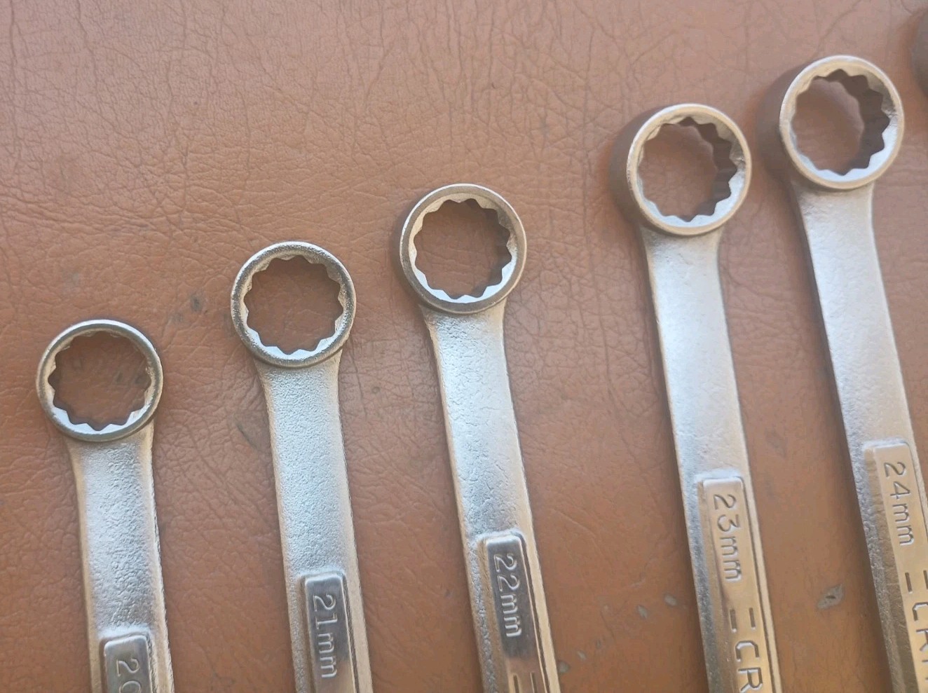 Craftsman USA 7pc -VA- 20mm to 26mm Large Metric (Rare) Combination Wrench Set