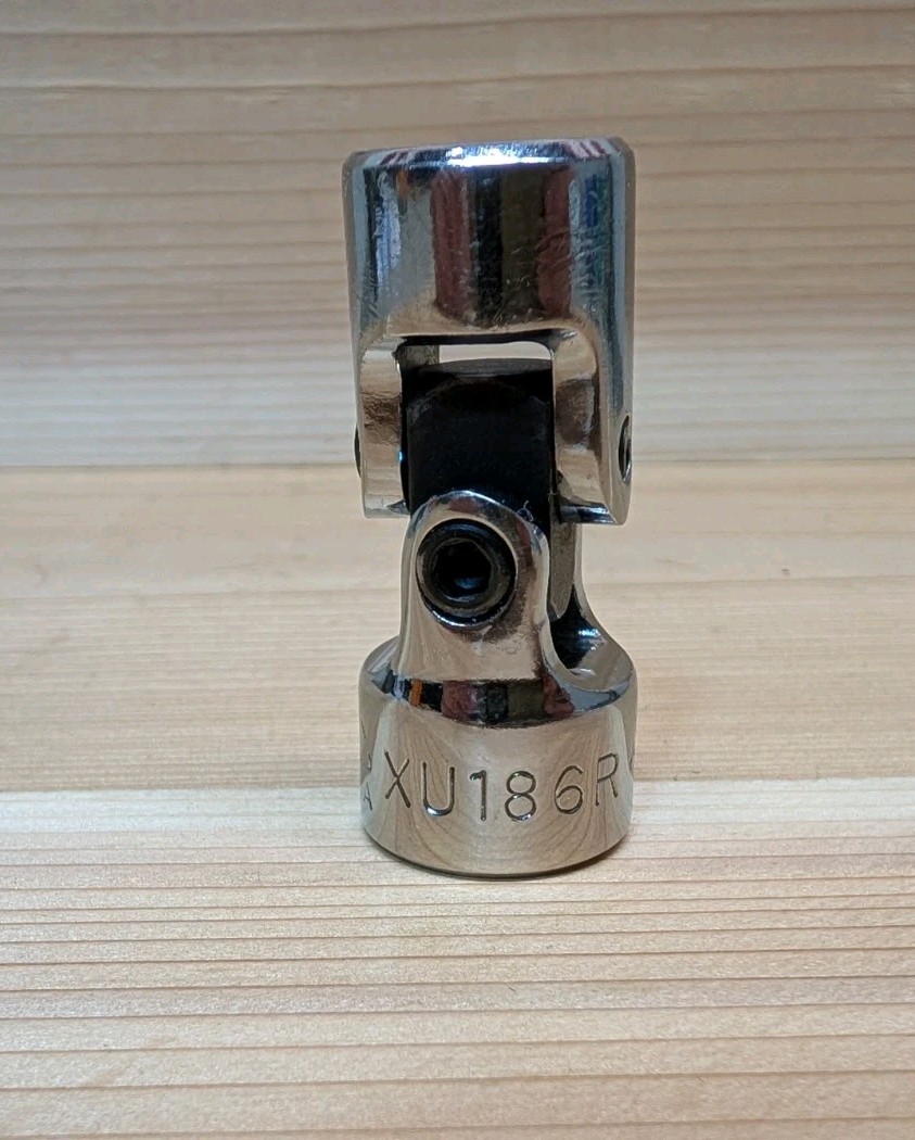 Mac Tools XU186R 9/16” Swivel Universal Socket 3/8” Drive 6 Point USA Excellent