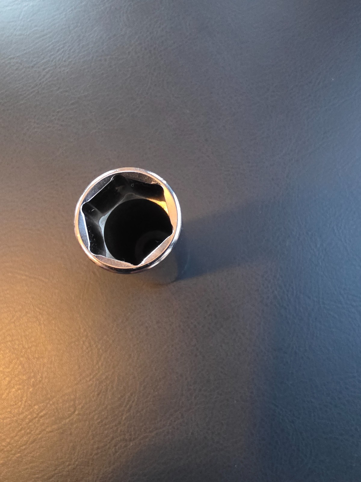 Snap-on Tools USA 3/8″ Dr 17mm Metric 6 Point DEEP Chrome Socket SFSM17