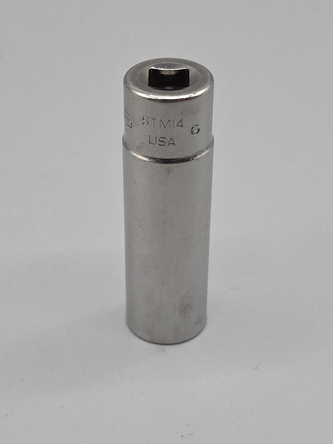 Snap-on Tools STM14 1/4″ Drive 7/16″ 6 Point Deep Socket USA