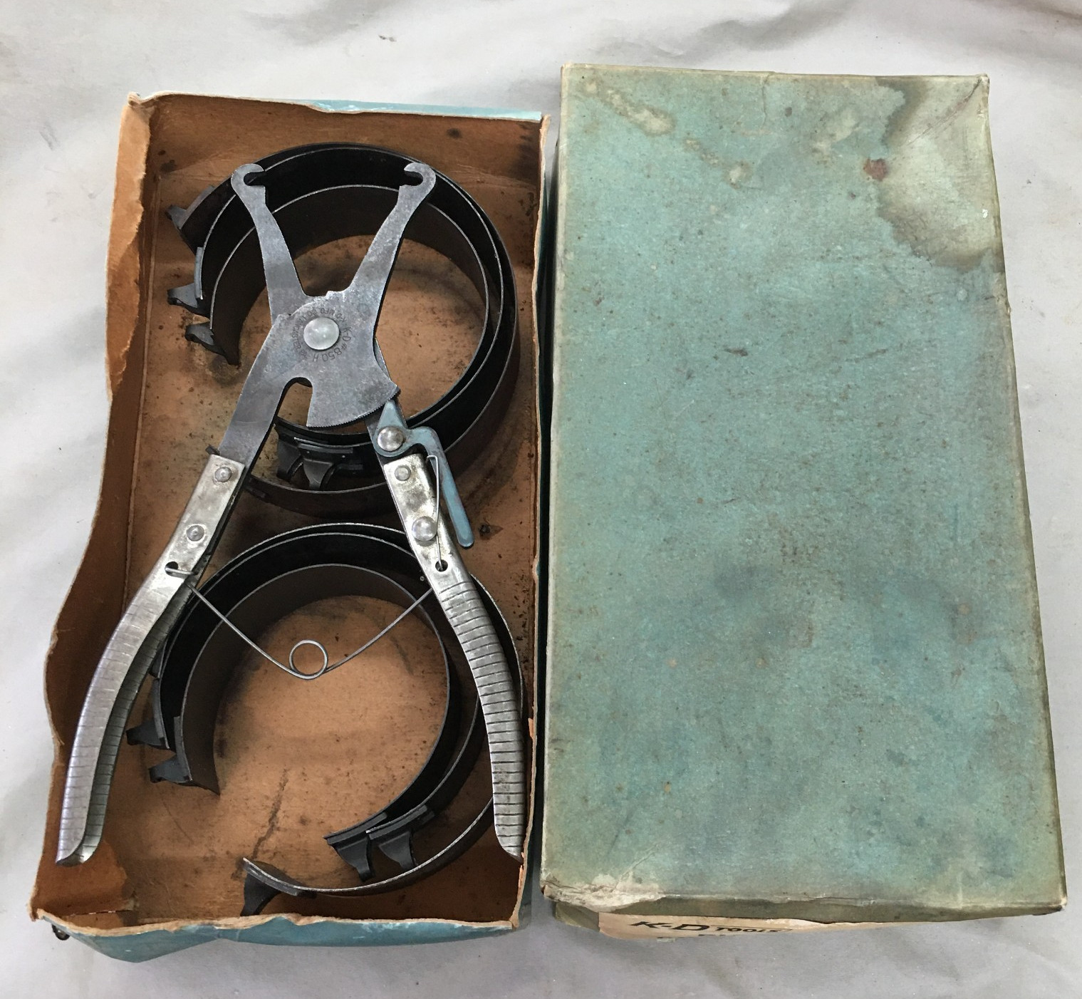 KD Tools 7 Piece Piston Ring Compressor Set No 850 2 7/8 to 4 3/8″ Locking Plier