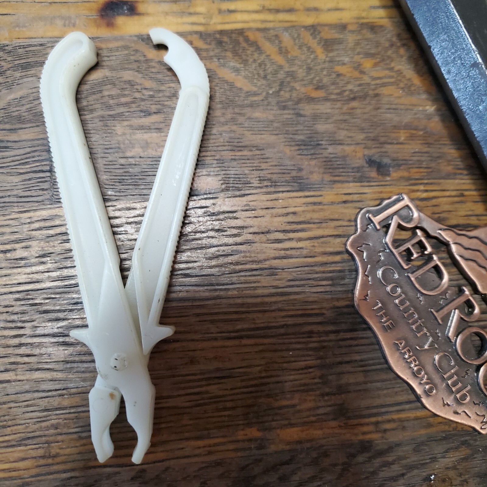 2ct. Used Nylon Electrical Fuse Pullers Tongs. HT#259