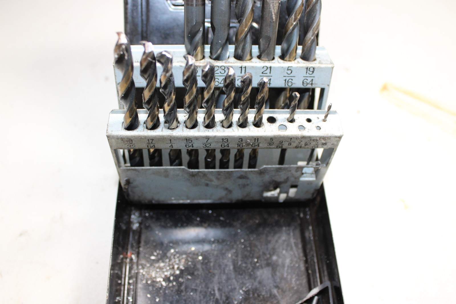 Snap On DBTB121 16 Pc High Speed ThunderBit Drill Set INCOMPLETE SET