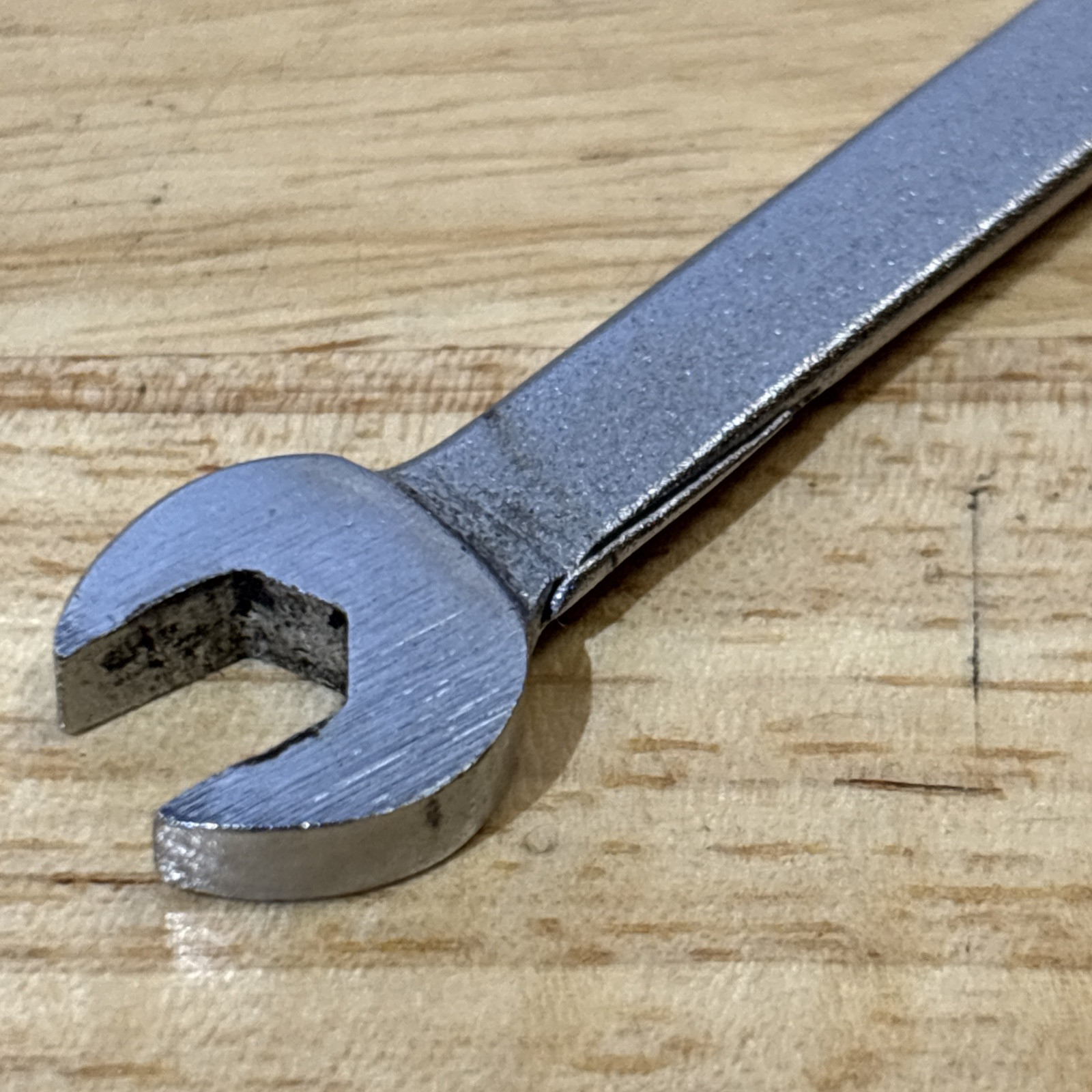 Dayton 5/16″ x 1/4″ Ignition Double Open End Wrench 4×157 Vtg USA