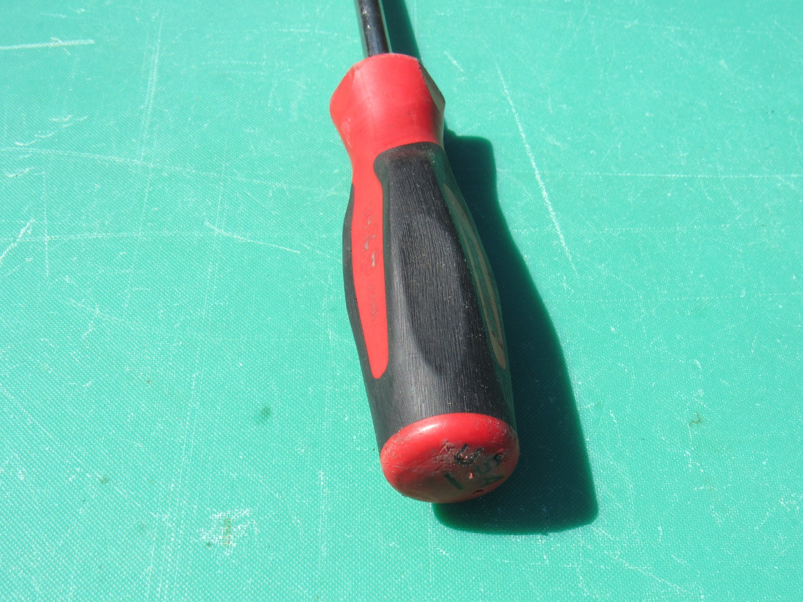 SNAP ON SGD8BR SGD8B RED BLACK HANDLE STRAIGHT / FLAT TIP / SLOTTED SCREWDRIVER