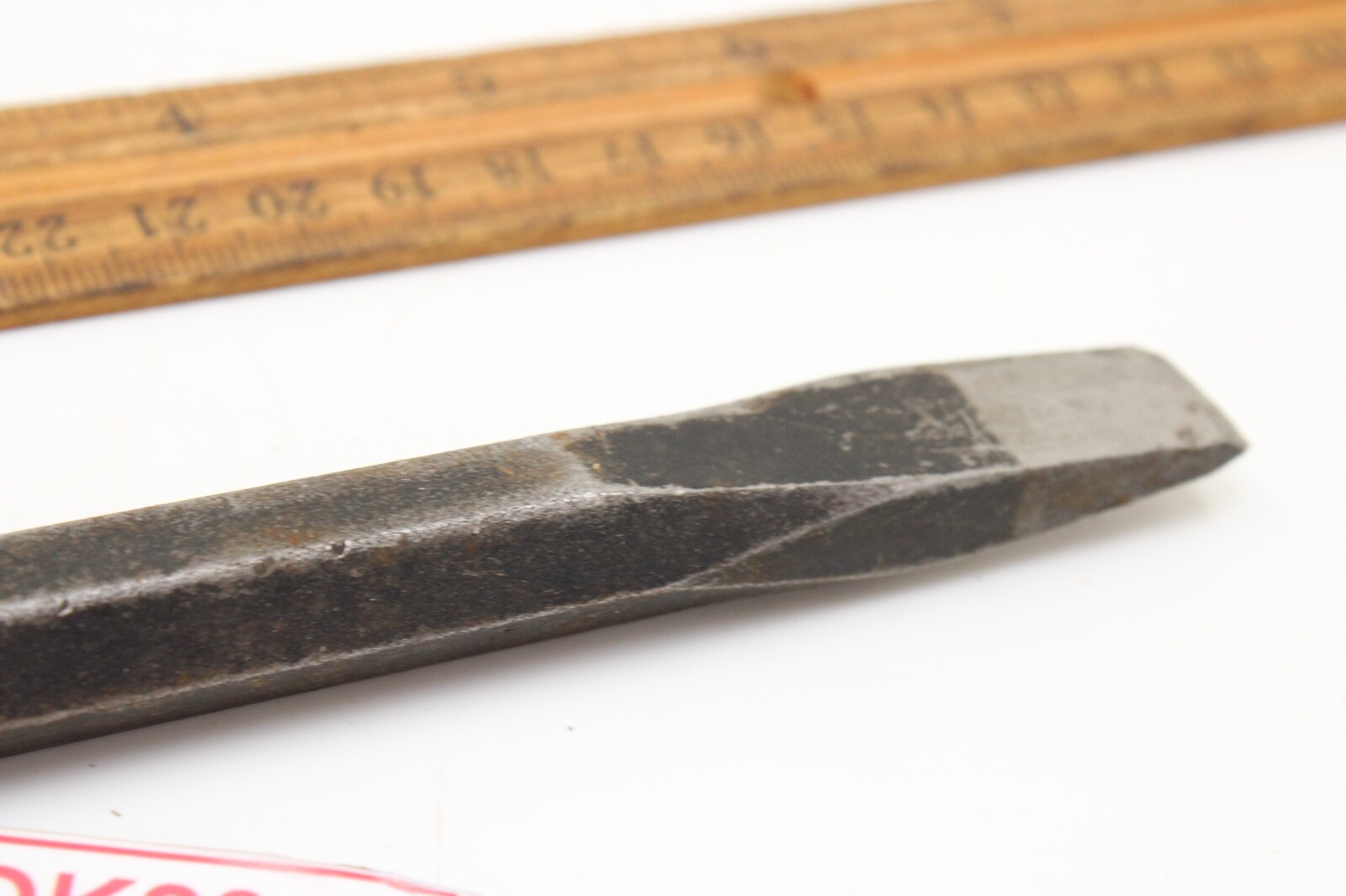 Mayhew 40 1/2″ x 6″ Cold Chisel USA