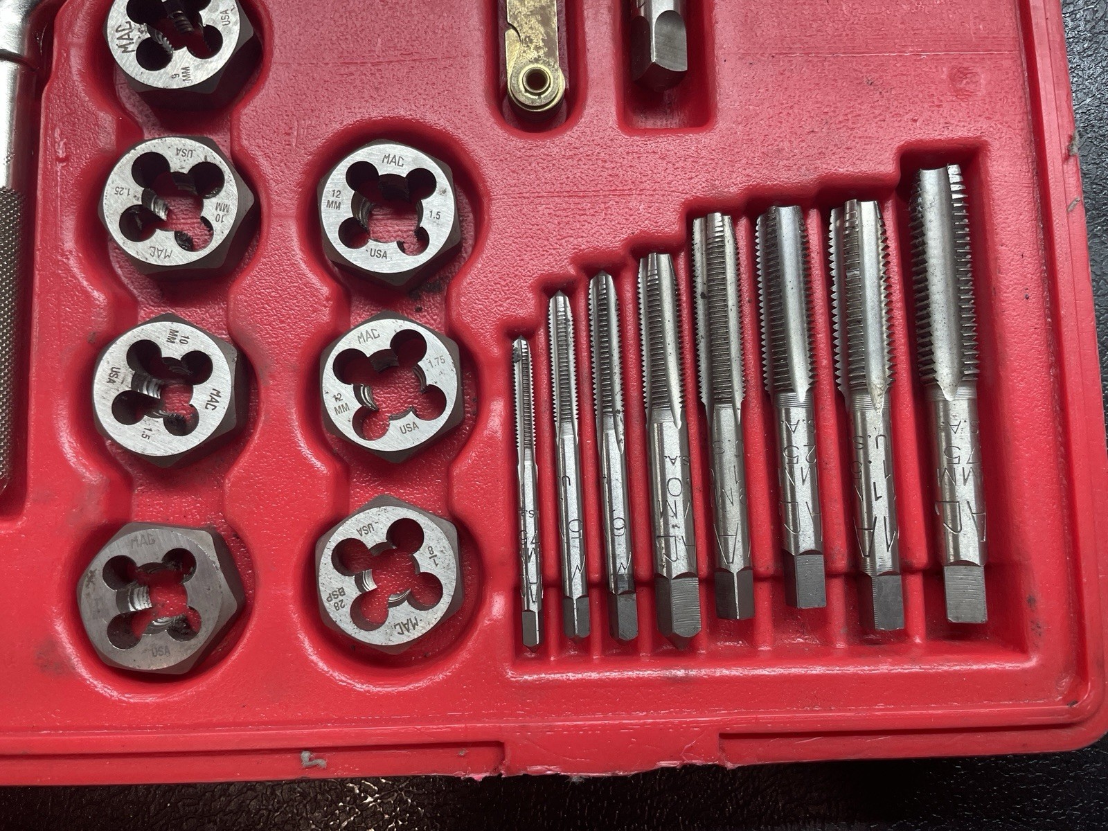 Mac Tools 76-Piece SAE Metric Tap & Die Set – USA Made