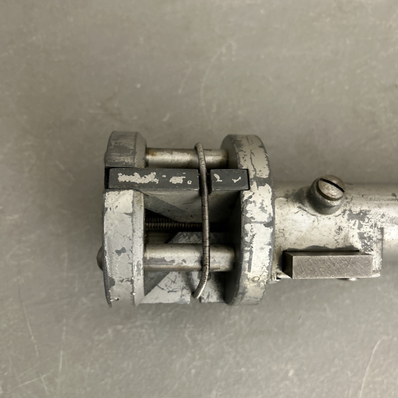 VINTAGE AMMCO RIDGE CYLINDER RIDGE HAND REAMER