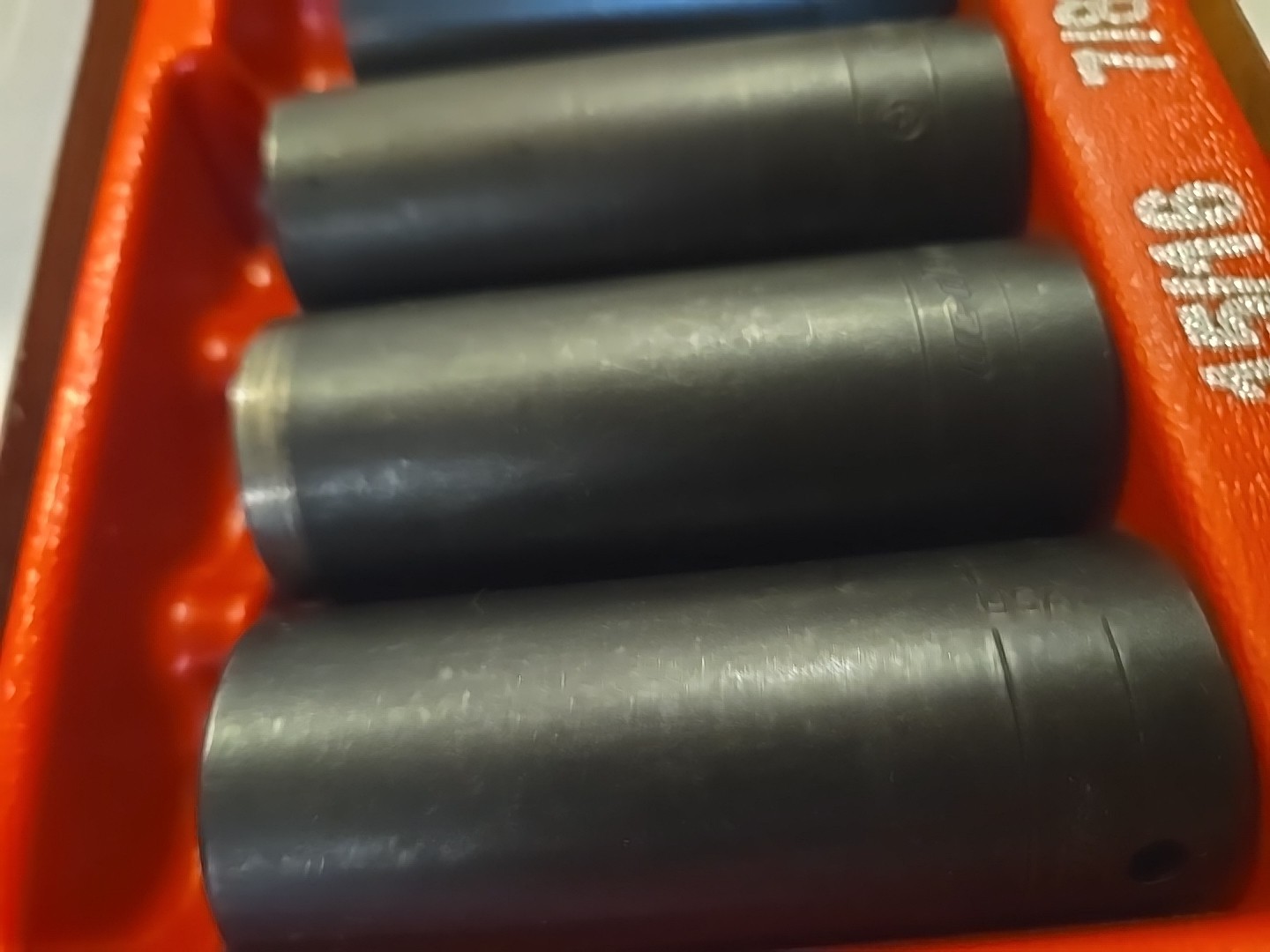Snap-on 9 pc. 1/2″ drive 6 pt. SAE Flank Drive Deep Impact Socket Set 309SIMYA