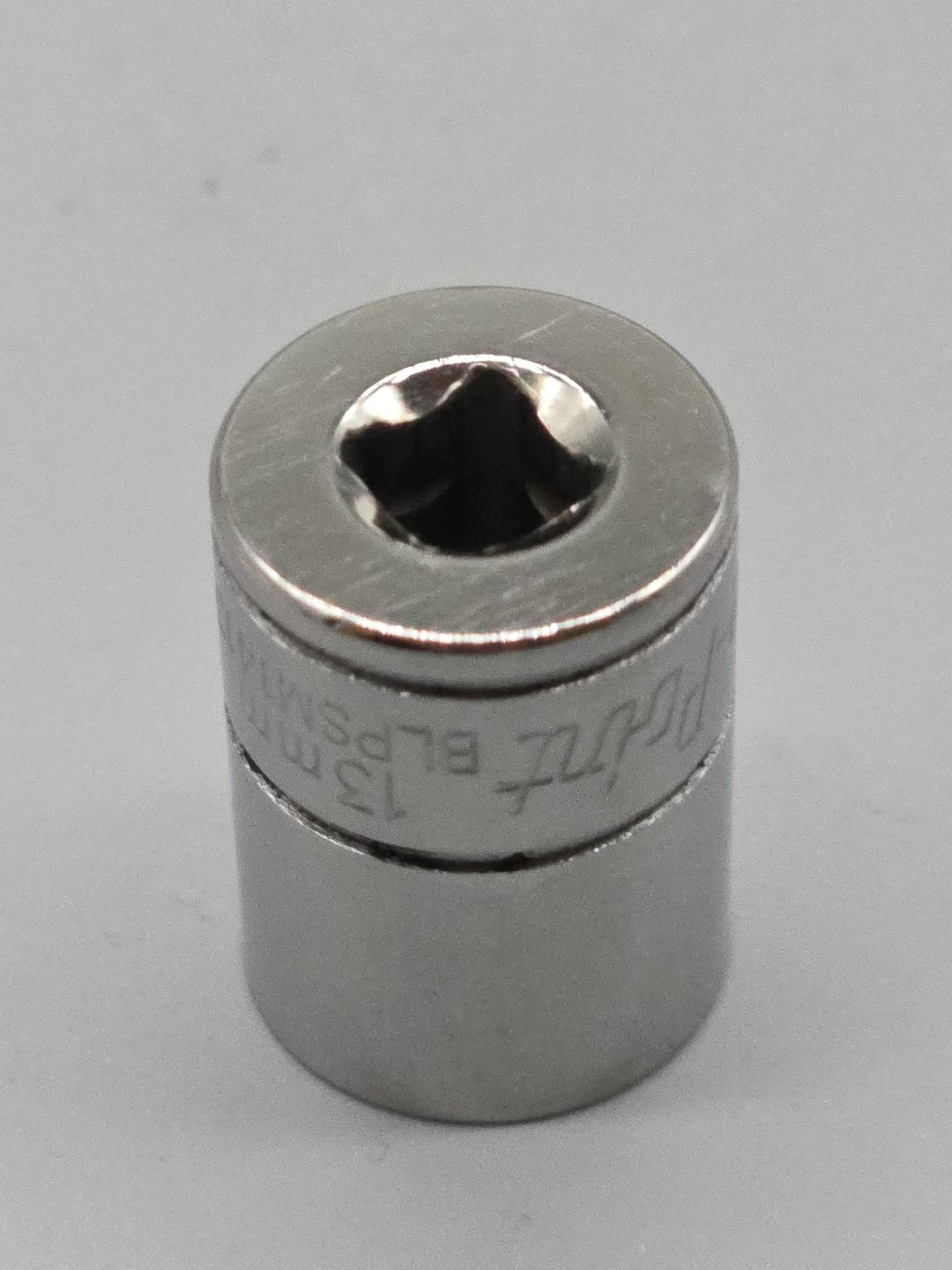 Blue-Point Tools BLPSM1413 1/4″ Dr 13mm SOCKET SHALLOW 6-Pt USA