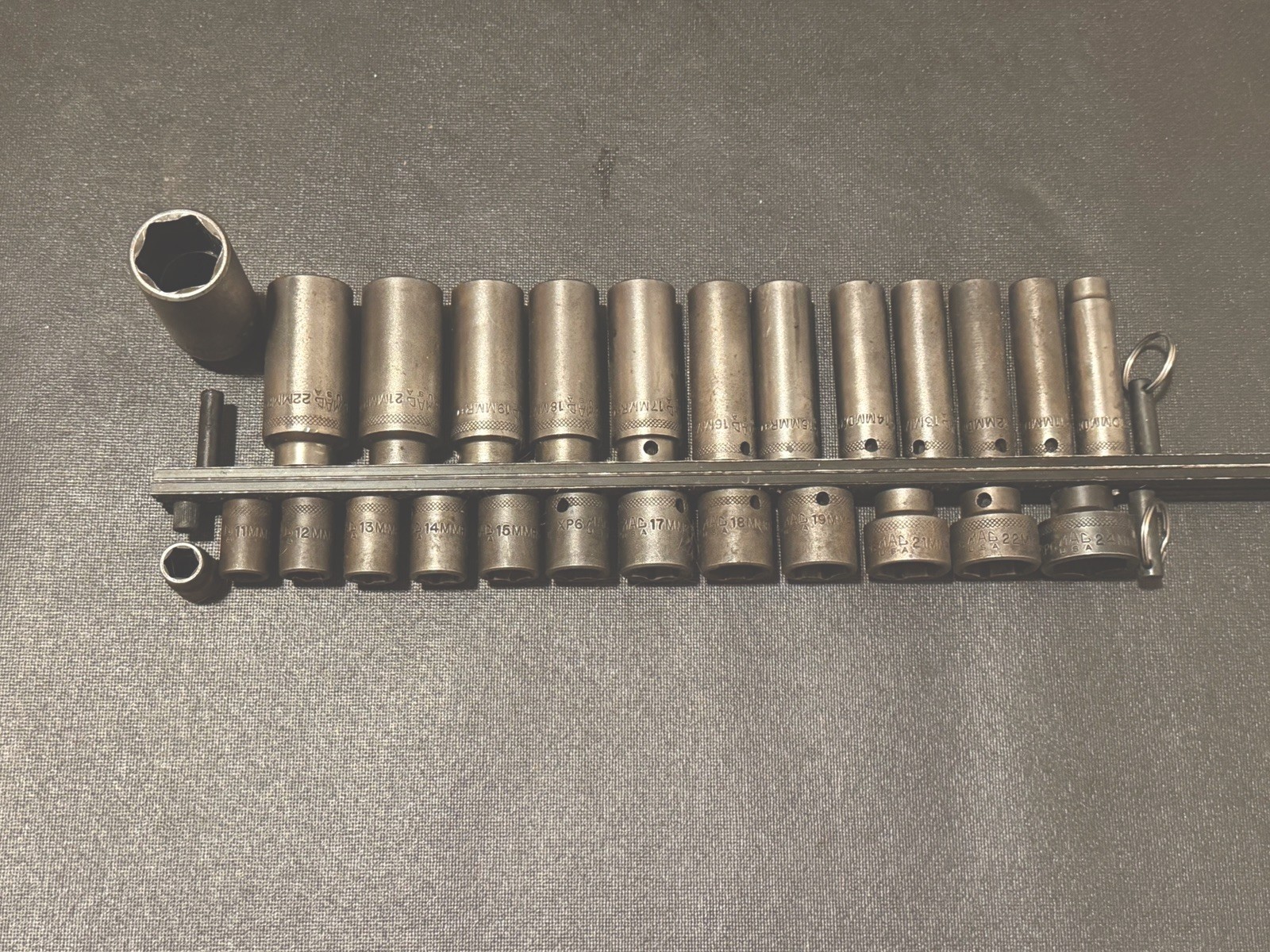 Used MAC Metric socket set Tall & Short.