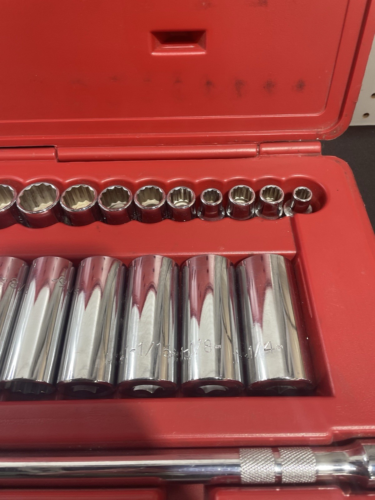 Proto J54126 1/2 Drive 12 Point Socket Set 30 Pc USA Stanley