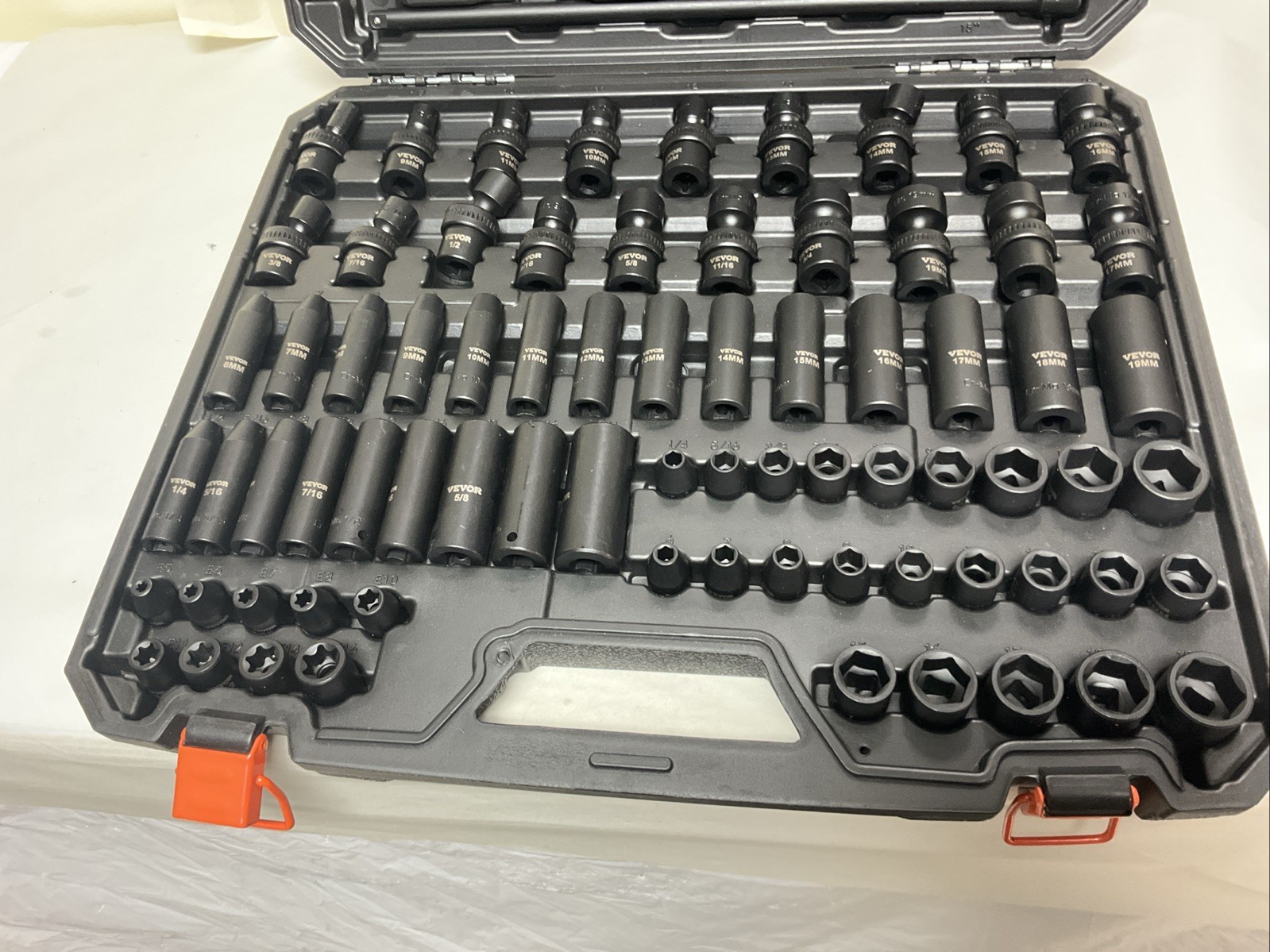 VEVOR 90-Pc 3/8» Impact Socket Set CR-MO SAE & Metric 1/4»-3/4», 6-19mm
