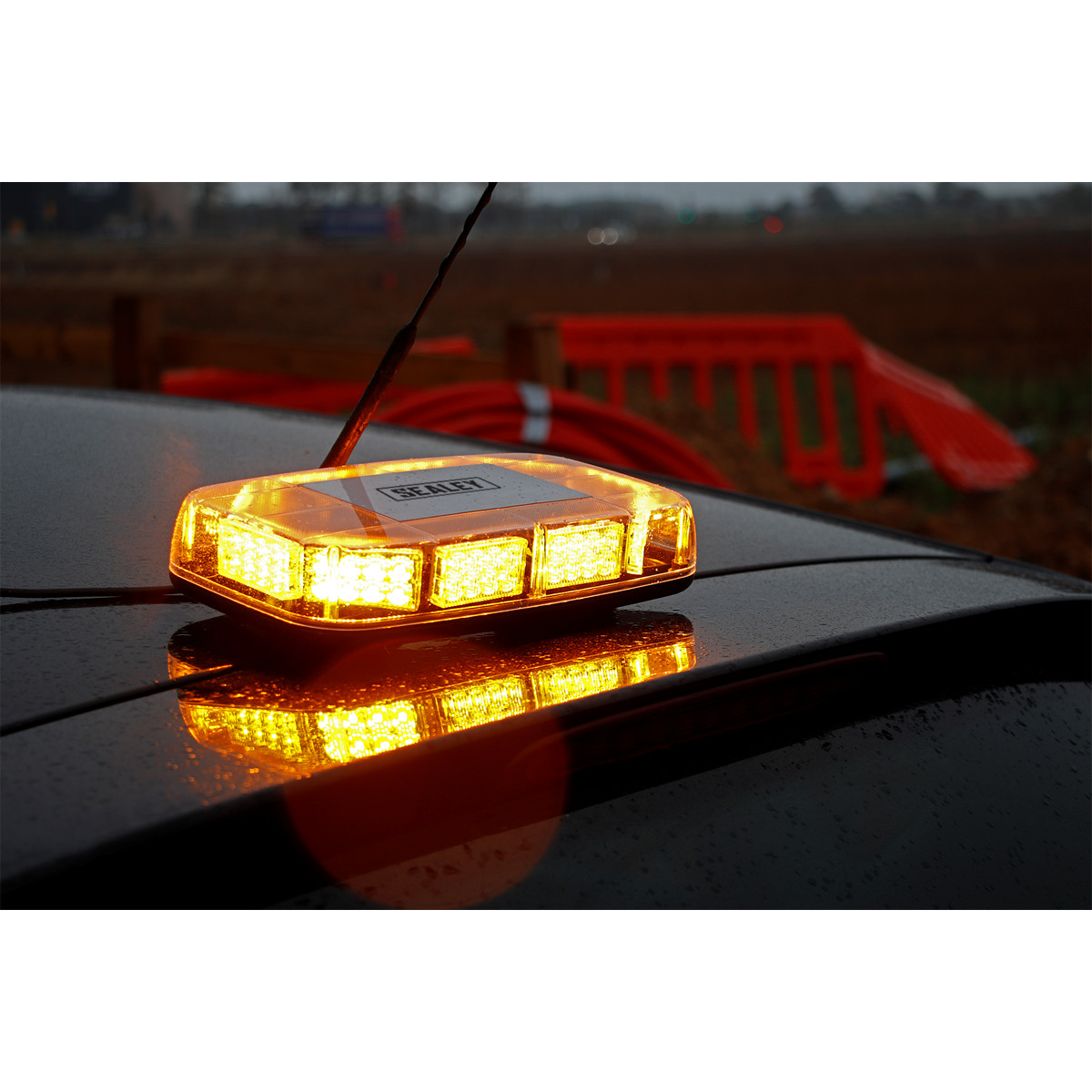 Sealey MLB80MB Mini Light Bar 80 LED 12/24V Magnetic Base