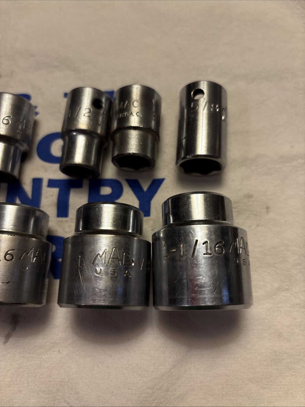 Mac Tools 1/2″ Drive 6pt 9pc Chrome SAE Socket Set 3/8″ to 1-1/16″ V126-V346