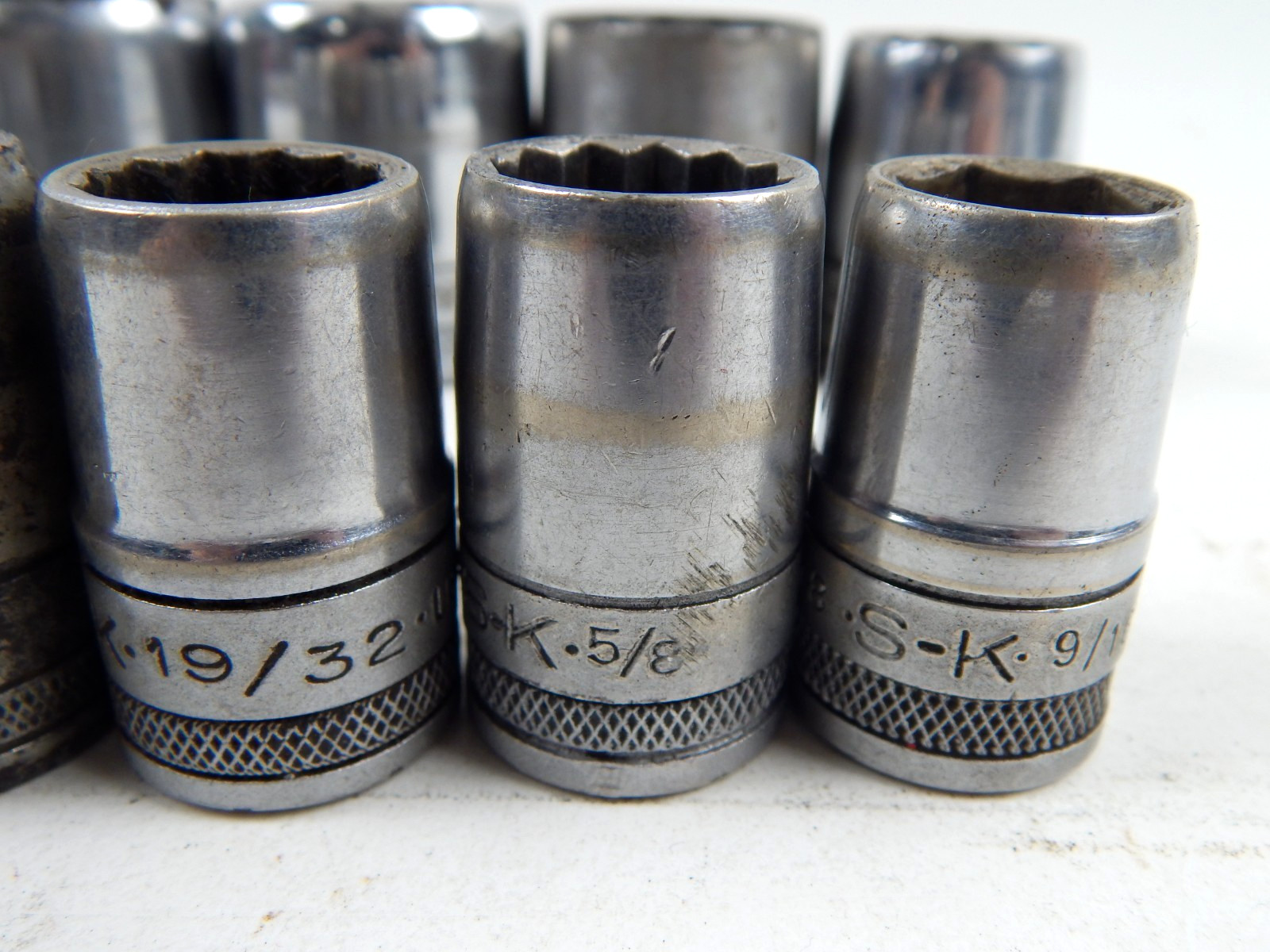 SK Tools Knurled 1/2″ Drive 12pc Shallow Chrome Socket Set 9/16″ to 1-1/4″