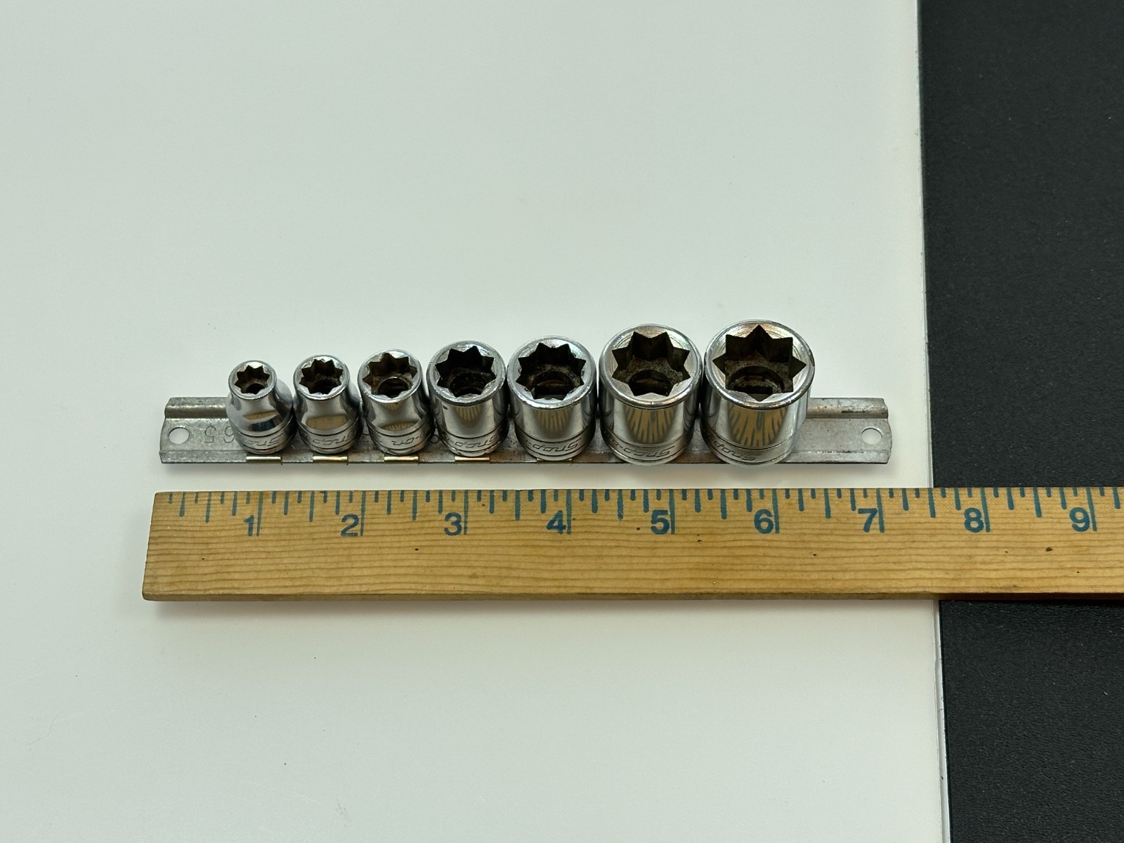 Snap-on Tools USA 7pc 3/8″ Drive 1/4 – 5/8″ SAE 8 Point Double Square Socket Set