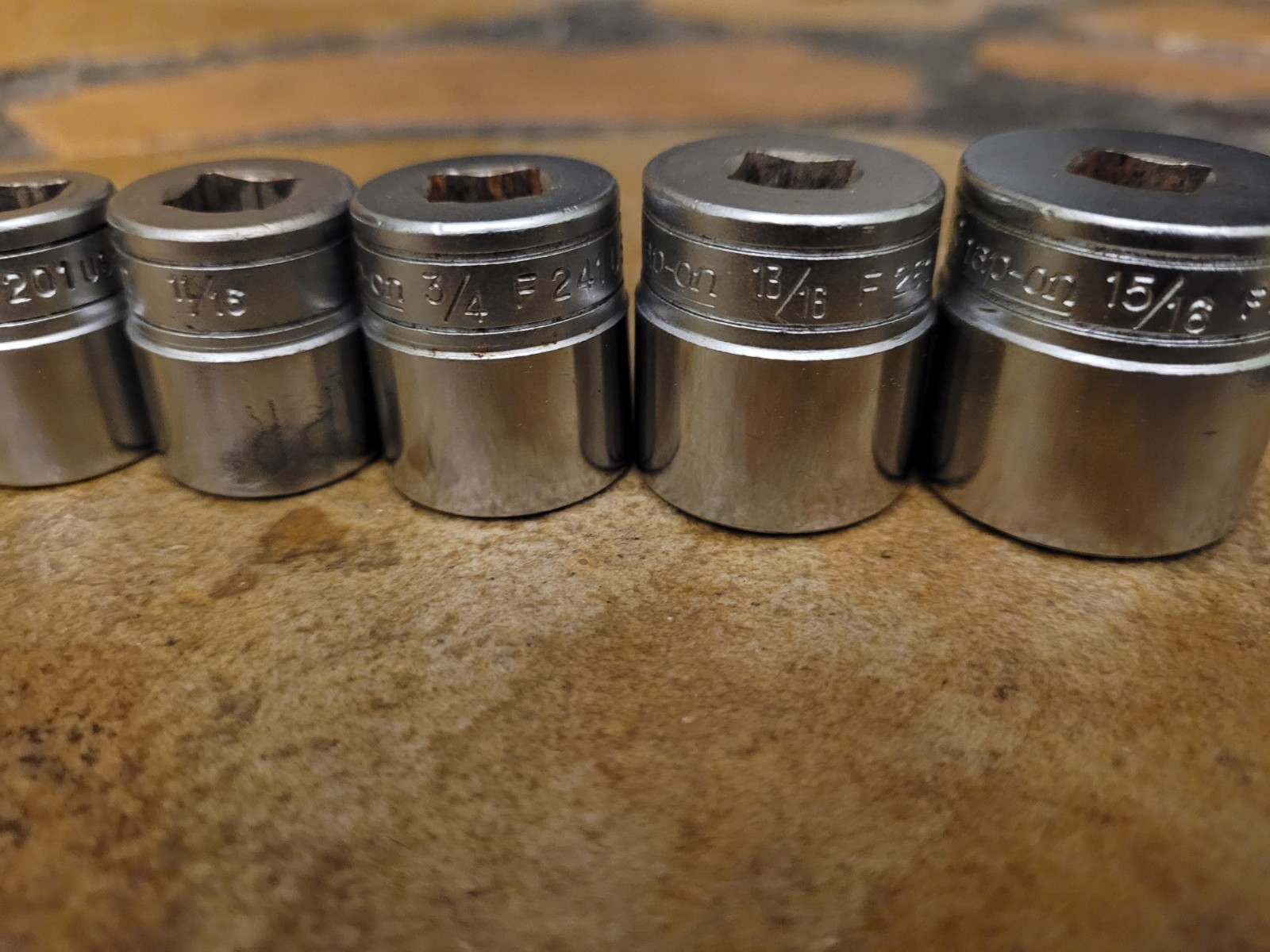 Snap-On 3/8″ Drive SAE 8pc Shallow 12pt Chrome Socket Set – 11/32″ to 15/16″