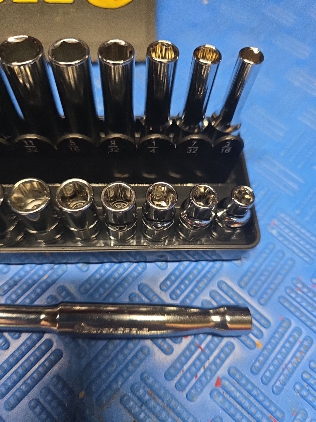MATCO Tools Silver Eagle 1/4 dr SAE Socket Set Deep and Shallow