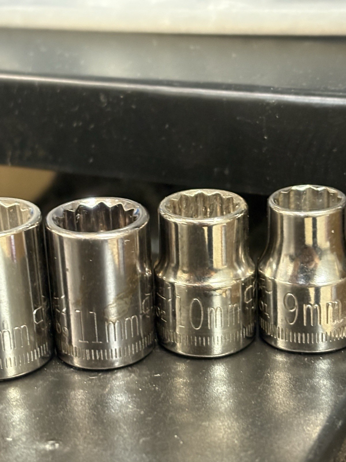 NOS Craftsman Metric 9mm-19mm 11pc 3/8 Drive 12 point Socket Set Vintage USA