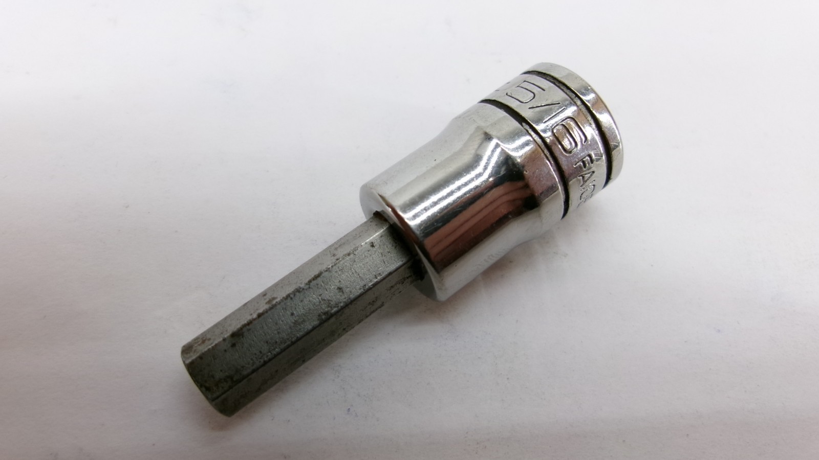 Snap-on tools USA 3/8″ drive 5/16 SAE Hex Bit Socket Driver FA10E Nice!