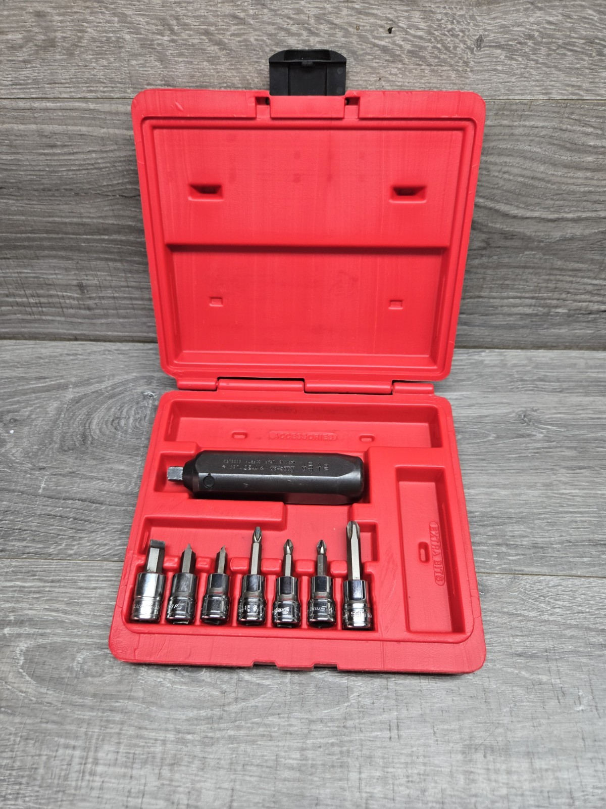 Snap On PIT-120 3/8 Drive Impact Driver With 7 Bits Nice Condition