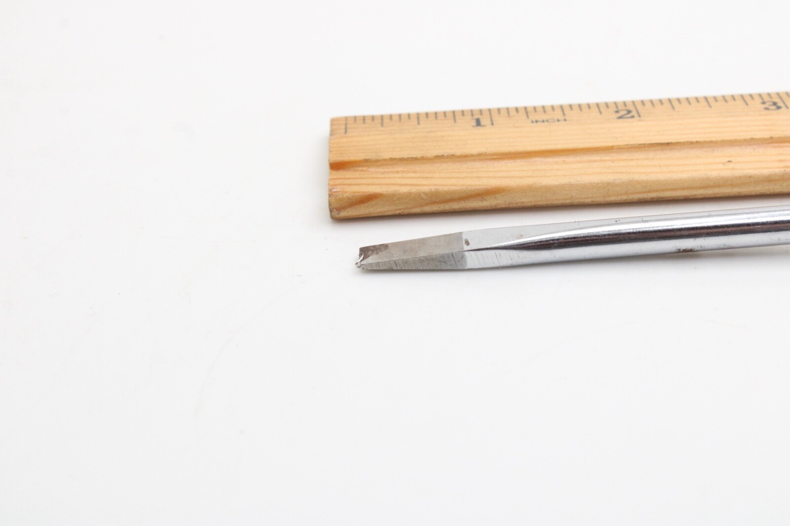 Snap-on SSD480 3/16″ Flat/Slotted Screwdriver Black Hard Handle 7.75″ Shank USA