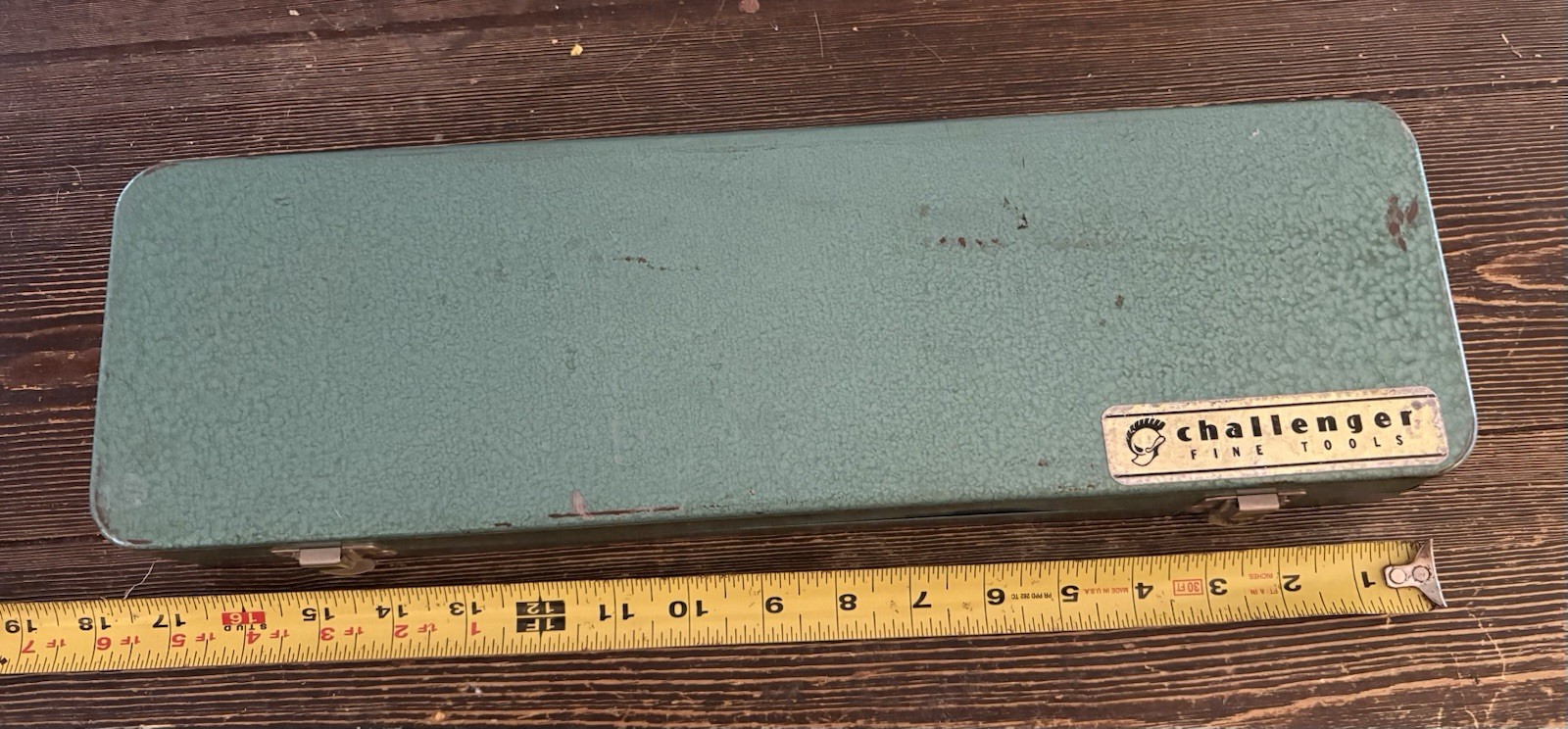 Vintage Challenger socket set
