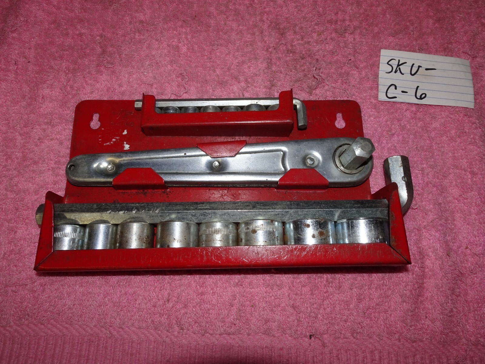 Vintage MFG.Japan 17piece Socket Set w/ Hang-Up Metal Carry Tray