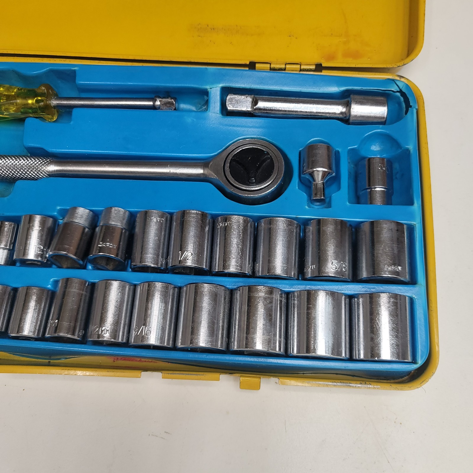 Vtg Royal Tools 40 Piece SAE & Metric Ratchet Socket Tool Set No. 275 Japan 1978