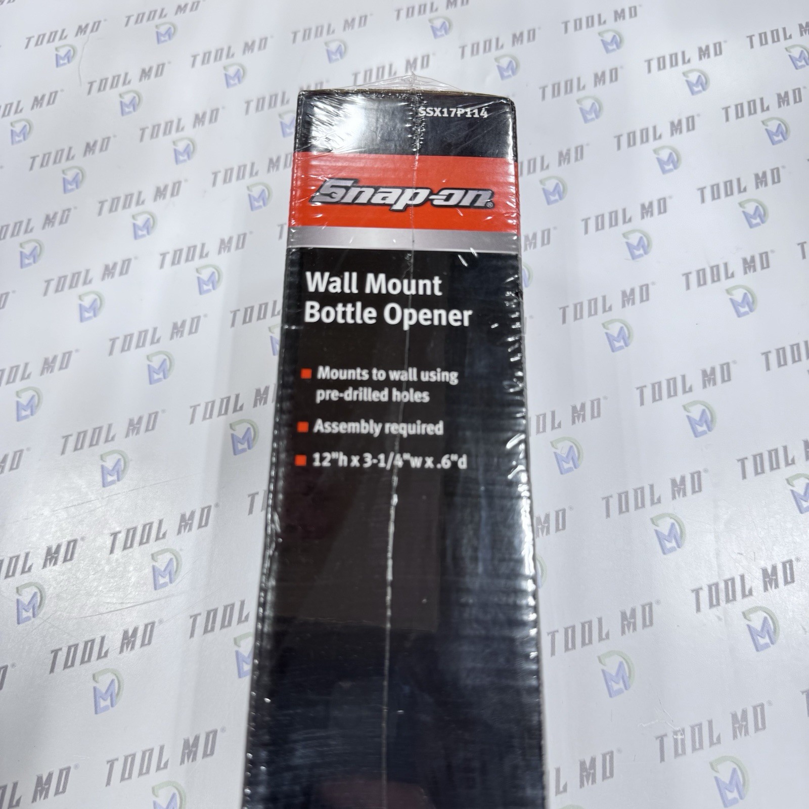 Snap-on Tools NOS 2017 Collectible Wall Mount Bottle Opener SSX17P114