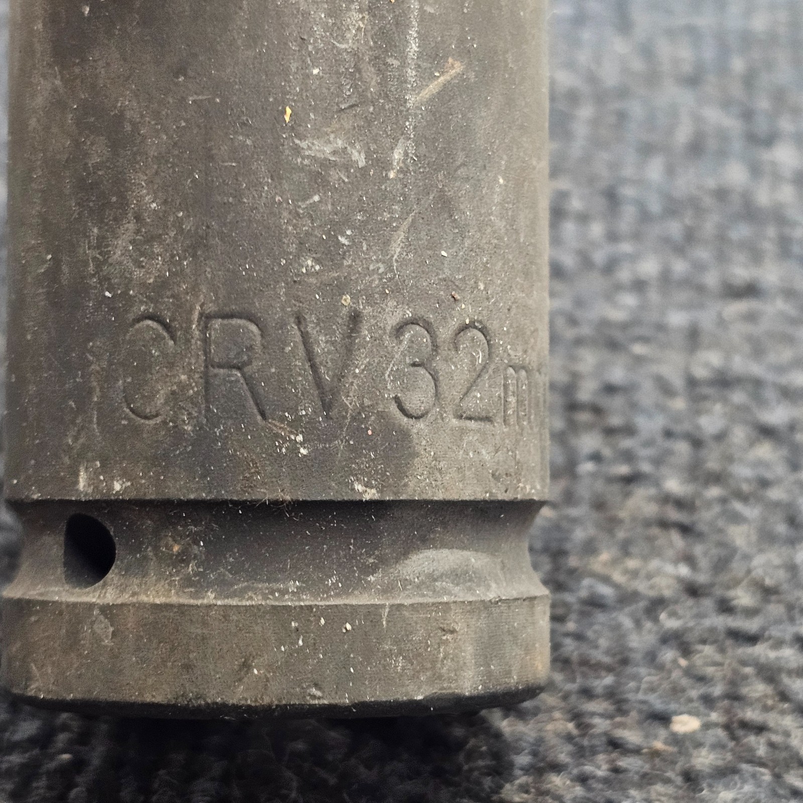 CRV 32mm 6-Point Deep Air Metric Impact Socket – Black – Chrome Vanadium