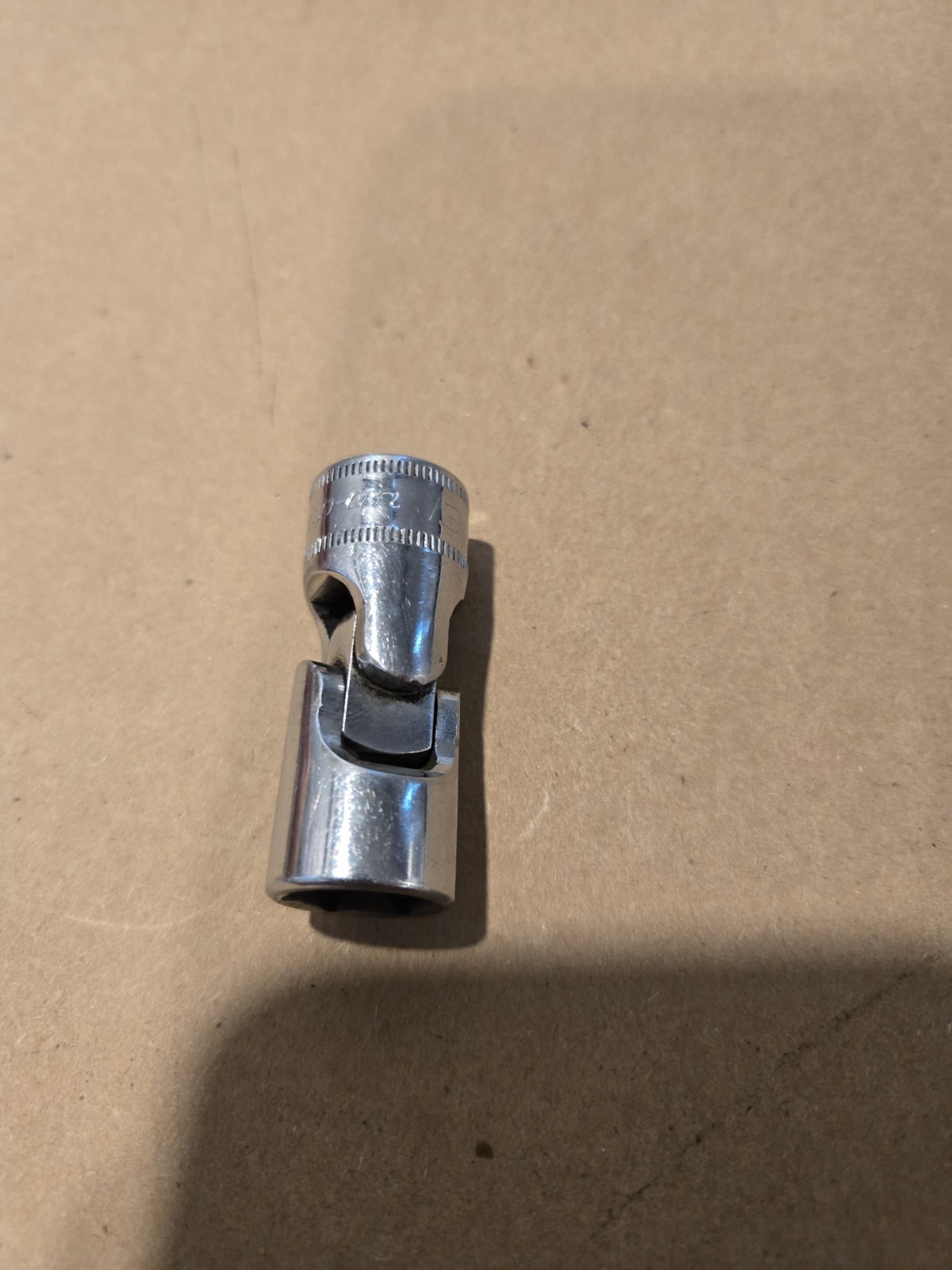 Snap On 3/8″ Drive 13MM 6PT Metric Chrome Universal Swivel Socket USA FSUM13