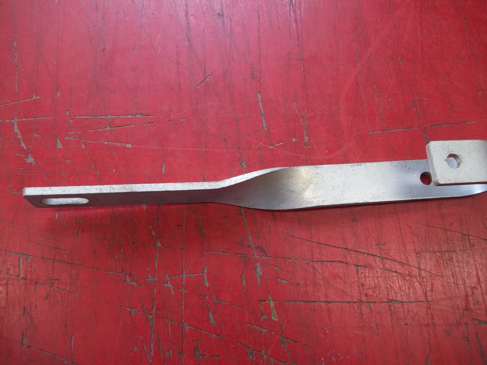 * Bourroughs Tool BT-6424-3 V-8 Air Condition Adapter